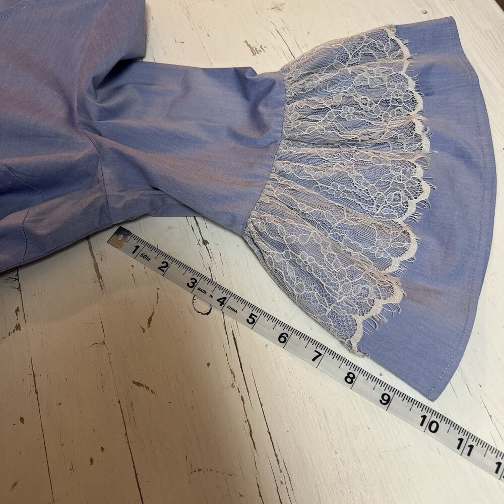 NYC NEW YORK & COMPANY Women's Blue White Top Lace 3/4 Bell Sleeve M Oversized - Picture 9 of 13